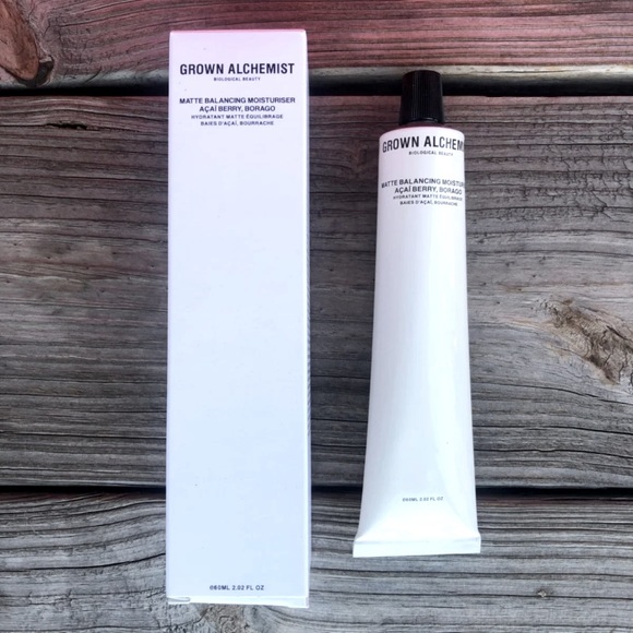 grown alchemist matte balancing moisturizer